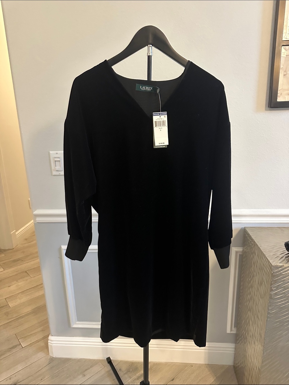 Lauren Ralph Lauren Black Velvet Long Sleeve V-Neck Shift Dress